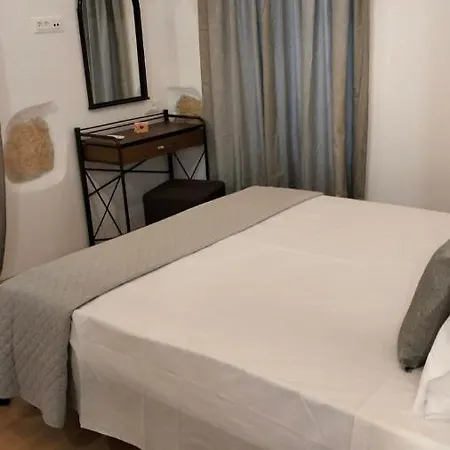 Vikou House - Nestled In One Of Zakynthos Oldest Villages A Tranquil Retreat Close To Renowned Beaches Offering Authentic Zakynthian Hospitality By Mana Gers *