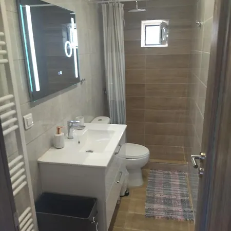 Vikou House - Nestled In One Of Zakynthos Oldest Villages A Tranquil Retreat Close To Renowned Beaches Offering Authentic Zakynthian Hospitality By Mana Gers 펜션 Yírion