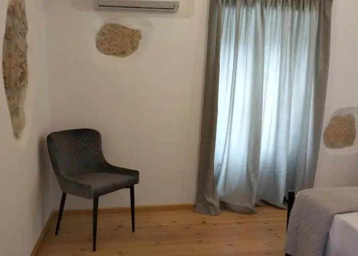 Casa de Férias Vikou House - Nestled In One Of Zakynthos Oldest Villages A Tranquil Retreat Close To Renowned Beaches Offering Authentic Zakynthian Hospitality By Mana Gers Yírion