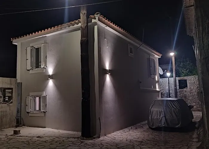 Vikou House - Nestled In One Of Zakynthos Oldest Villages A Tranquil Retreat Close To Renowned Beaches Offering Authentic Zakynthian Hospitality By Mana Gers Casa de Férias *