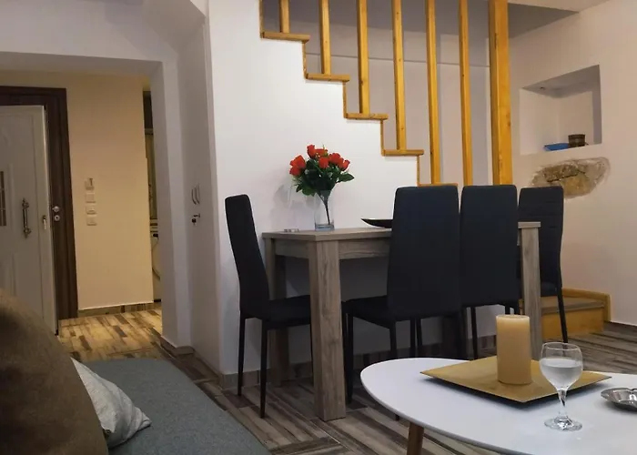 Vikou House - Nestled In One Of Zakynthos Oldest Villages A Tranquil Retreat Close To Renowned Beaches Offering Authentic Zakynthian Hospitality By Mana Gers Casa de Férias Yírion