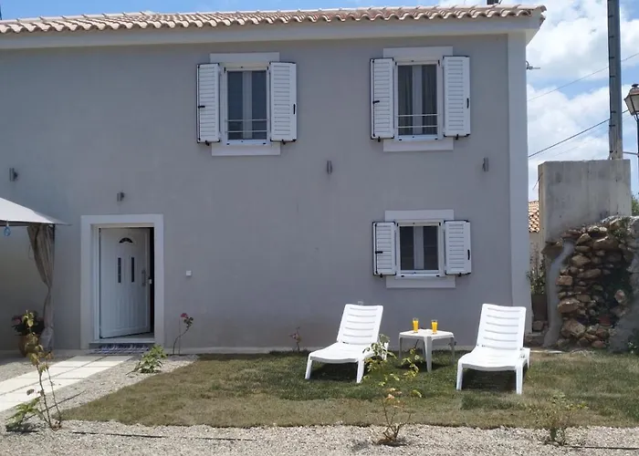 Casa de Férias Vikou House - Nestled In One Of Zakynthos Oldest Villages A Tranquil Retreat Close To Renowned Beaches Offering Authentic Zakynthian Hospitality By Mana Gers Yírion