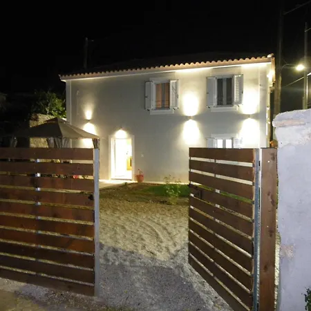 Vikou House - Nestled In One Of Zakynthos Oldest Villages A Tranquil Retreat Close To Renowned Beaches Offering Authentic Zakynthian Hospitality By Mana Gers Yírion